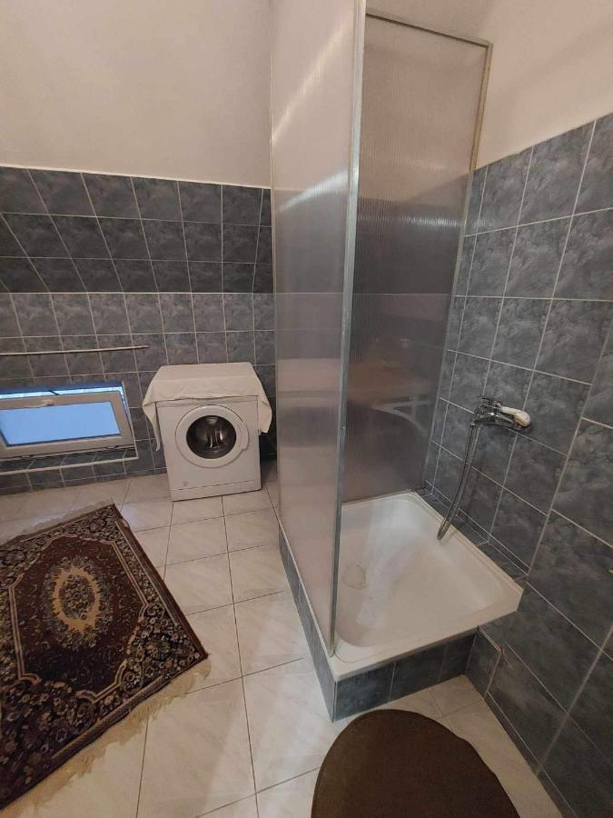 Almos Vendeghaz Appartement Hajdúszoboszló Buitenkant foto
