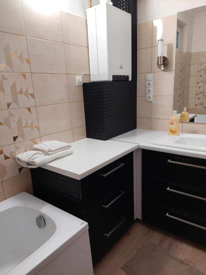 Almos Vendeghaz Appartement Hajdúszoboszló Buitenkant foto
